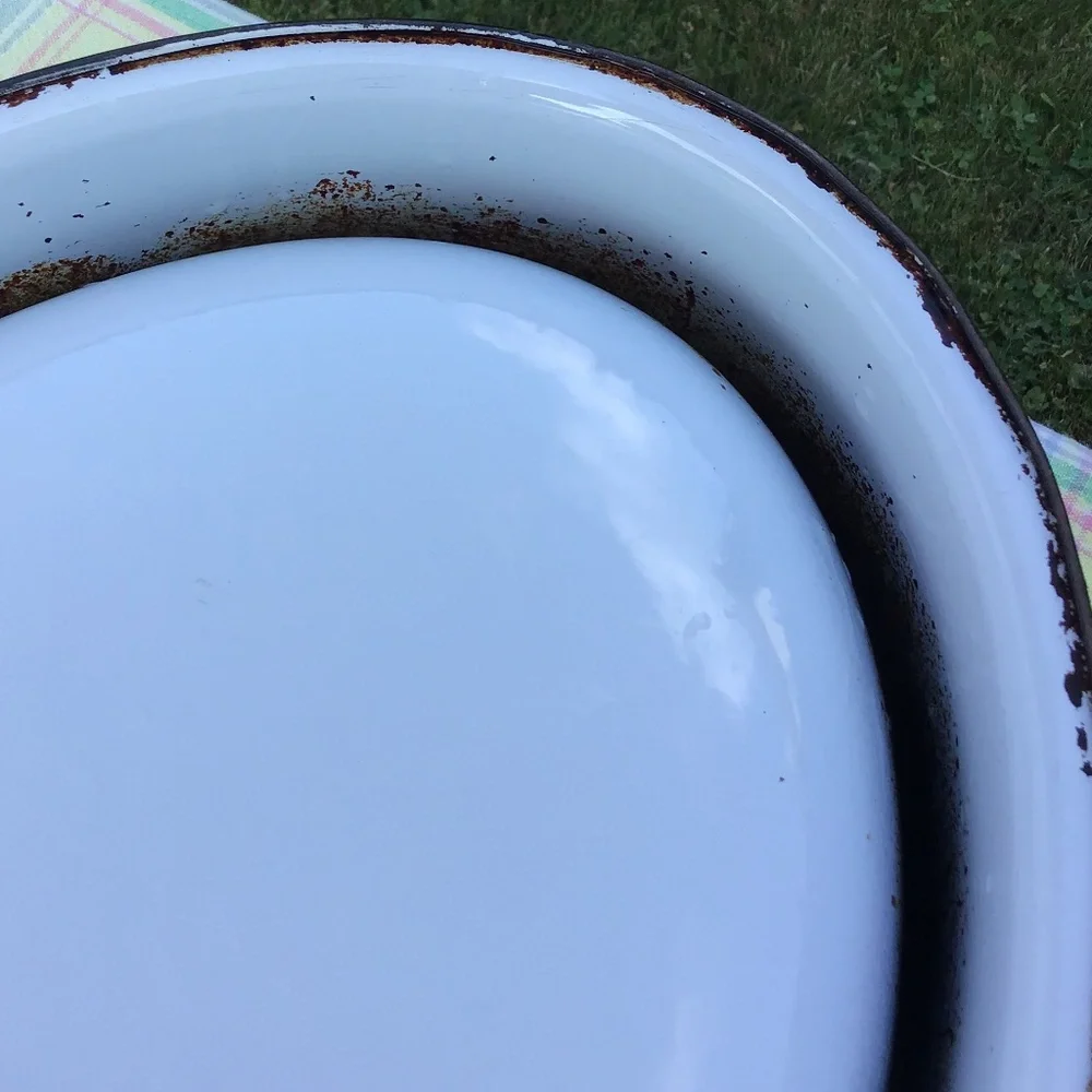 Vintage Enamel Roasting Pan & Lid Large Oval White Black Roaster EUC Large